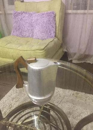 Старовинний глечик англійська