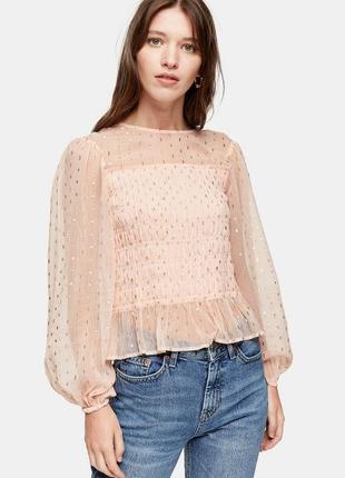 Красива стильна нарядна блузка з модними рукавами ніжно-рожевого кольору