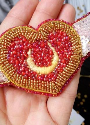 Брошь сейлор мун