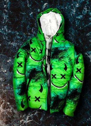 Куртка зеленого цвета со смайлами демисезонная 7-371