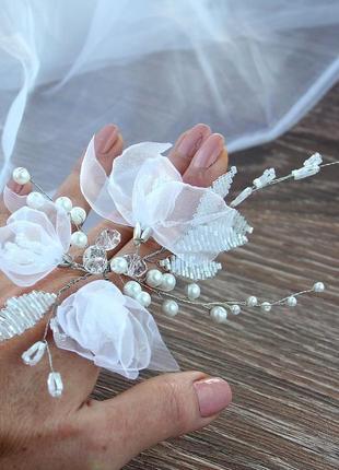 Свадебная веточка. белый веночек с цветами.5 фото