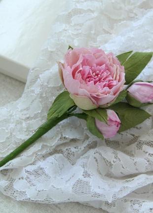 Бутоньерка для жениха. бутоньерка для свидетеля с розовыми пионами.1 фото