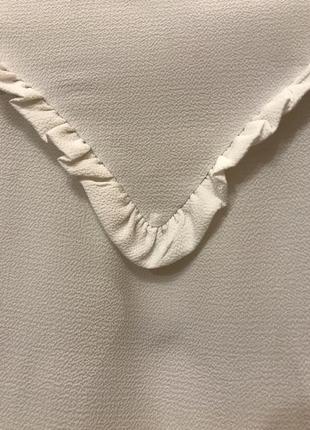 Нереально красива і стильна брендовий блузка білого кольору.8 фото