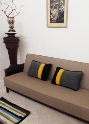 Две декоративные подушки3 фото