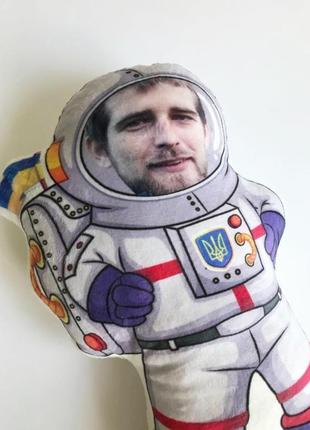 Подушка фото космонавт, nasa подушка космоc, подарок парню на день рождения, подарок мальчику2 фото