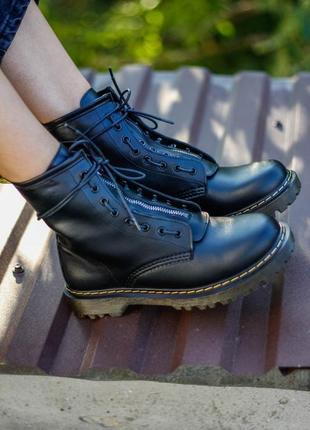 Ботинки женские dr martens