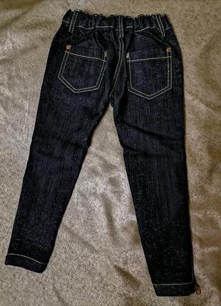 Нові джинси на дівчинку2 фото