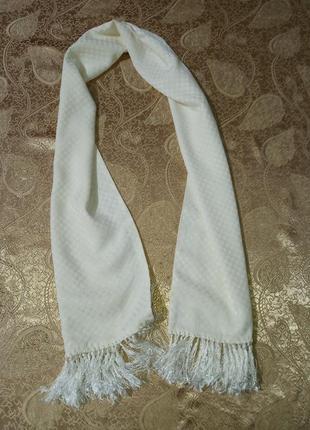 Шовковий шарф, білий з бахромою