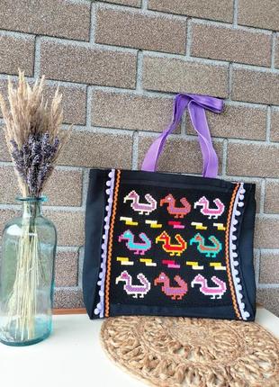 Сумка тоут , вишита сумка , килимова вишивка, стильна сумка , фіолетові квіти, подарунок коханій