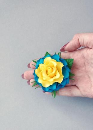 Резиночки для волосся з квітами в жовто-синьому кольорі.2 фото