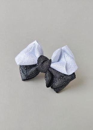 Елегантні бантики для волосся у класичному чорно-білому кольорі, ручної роботи.4 фото