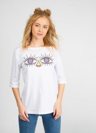 Белая женская футболка с глазами стрекозы2 фото