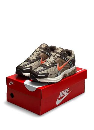 Мужские кроссовки кожаные сетка nike vomero 5 new brown orange, мужские кеды найк коричневые, мужская обувь10 фото