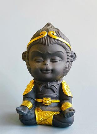 Чашень  вуконг - царь обезьян - медитация (из чёрной глины)