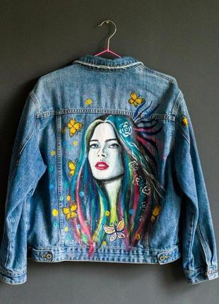 Джинсовая куртка с художественной росписью1 фото