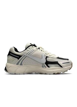 Мужские кроссовки кожаные сетка nike vomero 5 new beige black, мужские кеды найк бежевые, мужская обувь8 фото