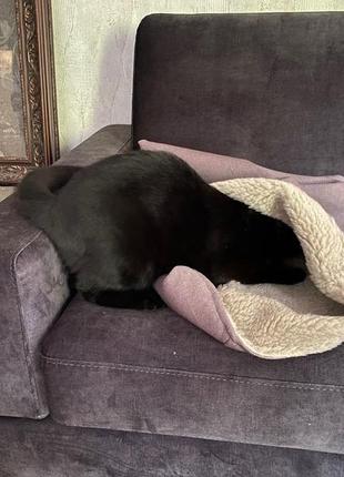Лежанка нора теплая для кота собаки, мебельная износостойкая ткань спальное место2 фото