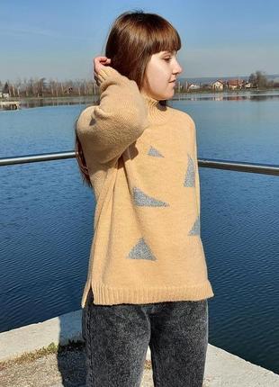 Вязаный женский свитер из альпаки7 фото