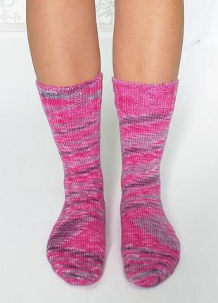 В'язані рожеві шкарпетки2 фото