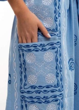 Сукня вишита барвінок блакитна4 фото