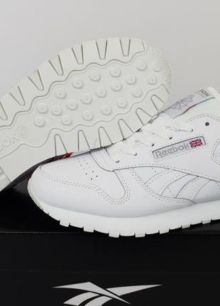 Кроссовки мужские белые reebok classic leather white. кроссовки женские весна лето рибок классик лизер белые2 фото