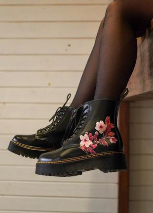 Шикарные ботинки dr. martens jadon sakura flowers черевики10 фото