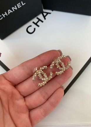 Сережки у цирконах