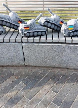 Тапки танки