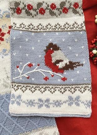 Вязаный шарф со снегирями «зимняя любовь»5 фото
