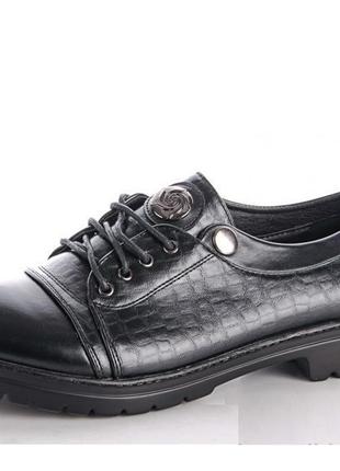 Туфлі жіночі чорні низький каблук еко шкіра великого розміру 41