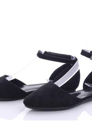 Чорні балетки відкриті туфлі на ремінці на низькому ходу розмір..
