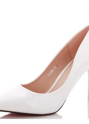 Жіночі туфлі човники білі лакові висока шпилька розмір 352 фото