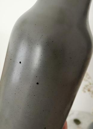 Бетонна ваза сірого кольору3 фото
