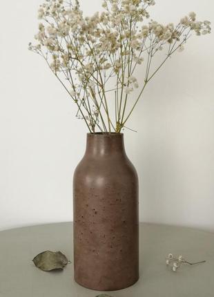 Мінімалістична бетонна ваза коричневого кольору2 фото