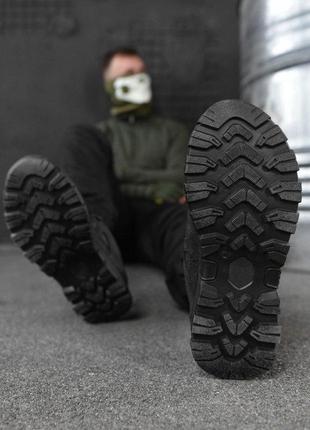 Чоловічі тактичні кросівки чорні з натуральної шкіри, військов...9 фото