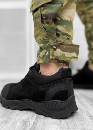 Чоловічі тактичні кросівки чорні з натуральної шкіри, військов...2 фото