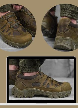 Чоловічі тактичні кросівки олива з натуральної шкіри, військов...1 фото