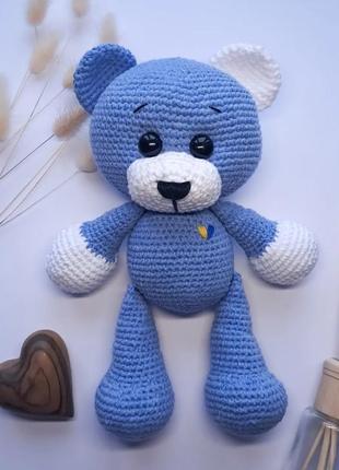 В'язаний ведмедик на подарунок та для декору