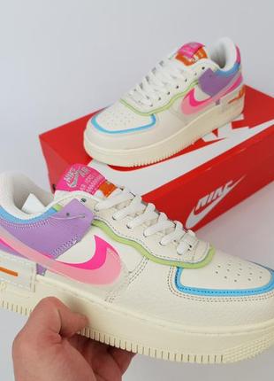 Кроссовки женские разноцветные nike air force 1 shadow double swoosh. обувь женская найк аир форсе 1 шедоу10 фото