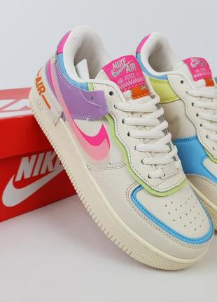 Кроссовки женские разноцветные nike air force 1 shadow double swoosh. обувь женская найк аир форсе 1 шедоу5 фото