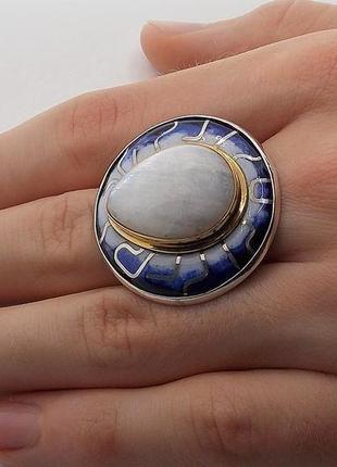 Серебряное кольцо с лунным камнем и эмалью4 фото