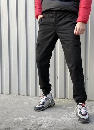 Чоловічі теплі брюки карго штани на флісі з кишенями чорні2 фото