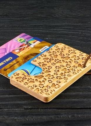 Деревянный картхолдер для банковских карт и купюр "лапки"3 фото