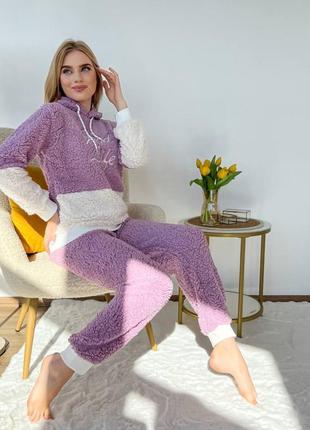 Жіноча тепла піжама флісова з малюнками махрова, костюм для до...