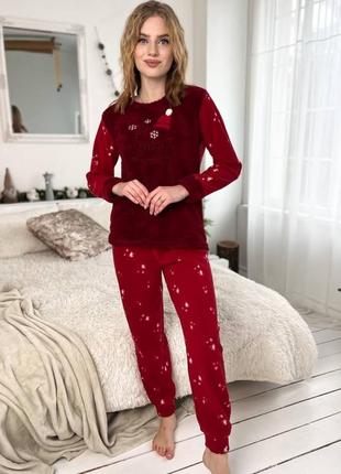 Тепла піжама жіноча флісова з малюнками сніжинки махрова яскра...