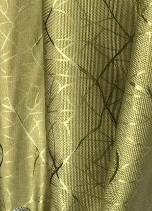 Комплект качественных штор из льна блэкаут на тесьме защита на 80% цвет оливковый1 фото
