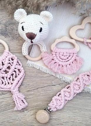 Подарочный набор для малышки мишка погремушка, грызунок, прорезыватель зубов, соскодержатель