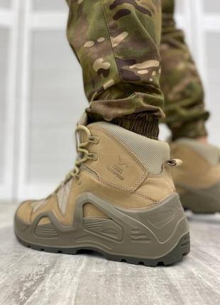 Чоловічі тактичні черевики військові бежеві на зиму, армійські...2 фото