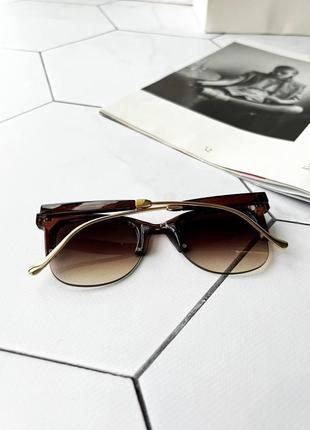 Модні жіночі окуляри поляризаційні від сонця коричнові5 фото