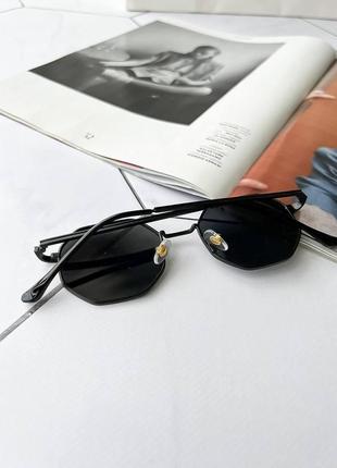 Модні жіночі сонцезахисні окуляри в металевій оправі поляризац...5 фото